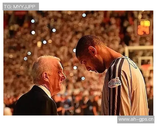 管子煜在对阵马刺的比赛中展现出突破勇气展现出优秀比赛气质